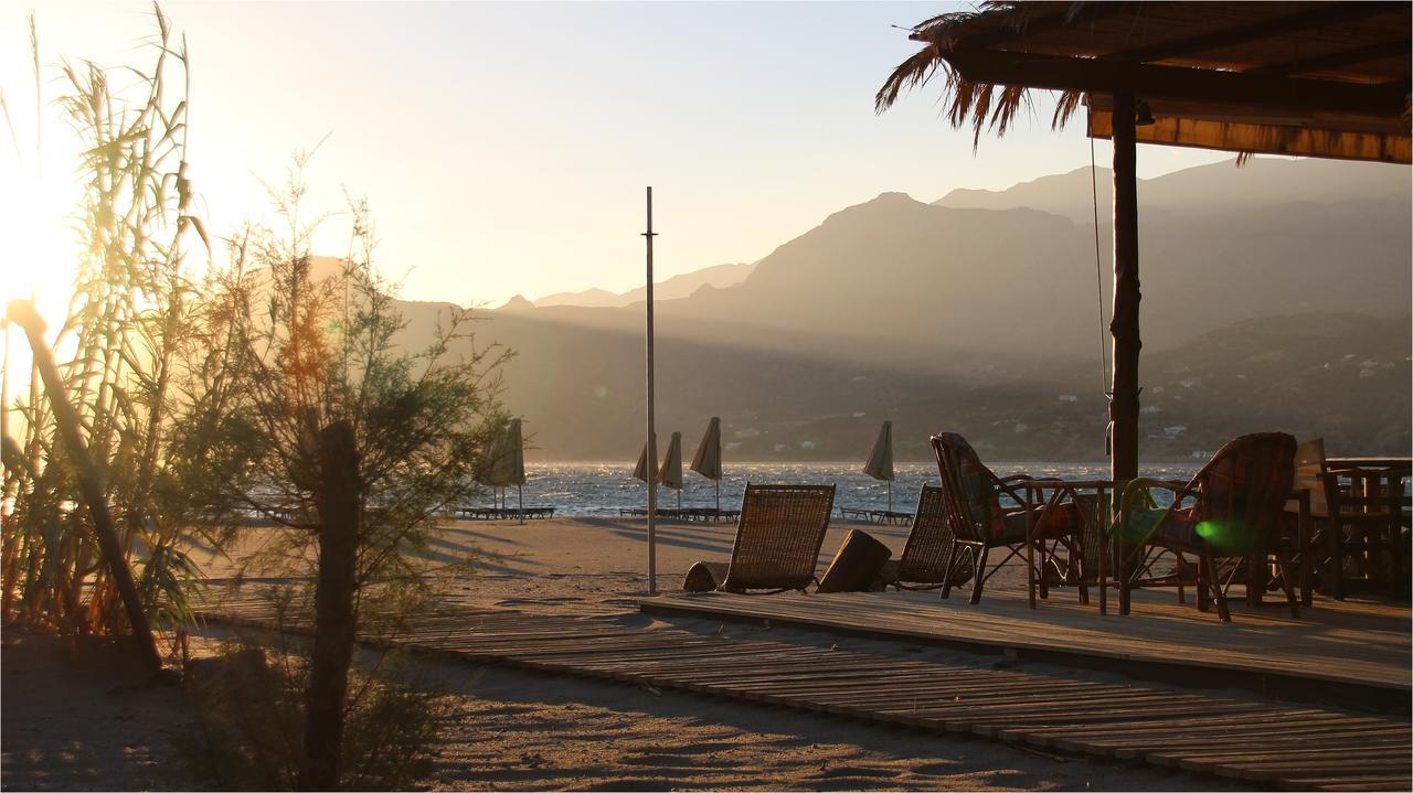 Beachside Apartment In Plakias Centre! Buitenkant foto