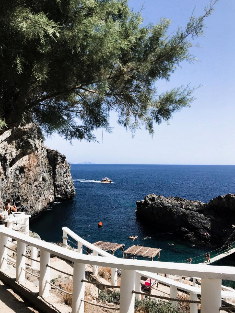 Beachside Apartment In Plakias Centre! Buitenkant foto
